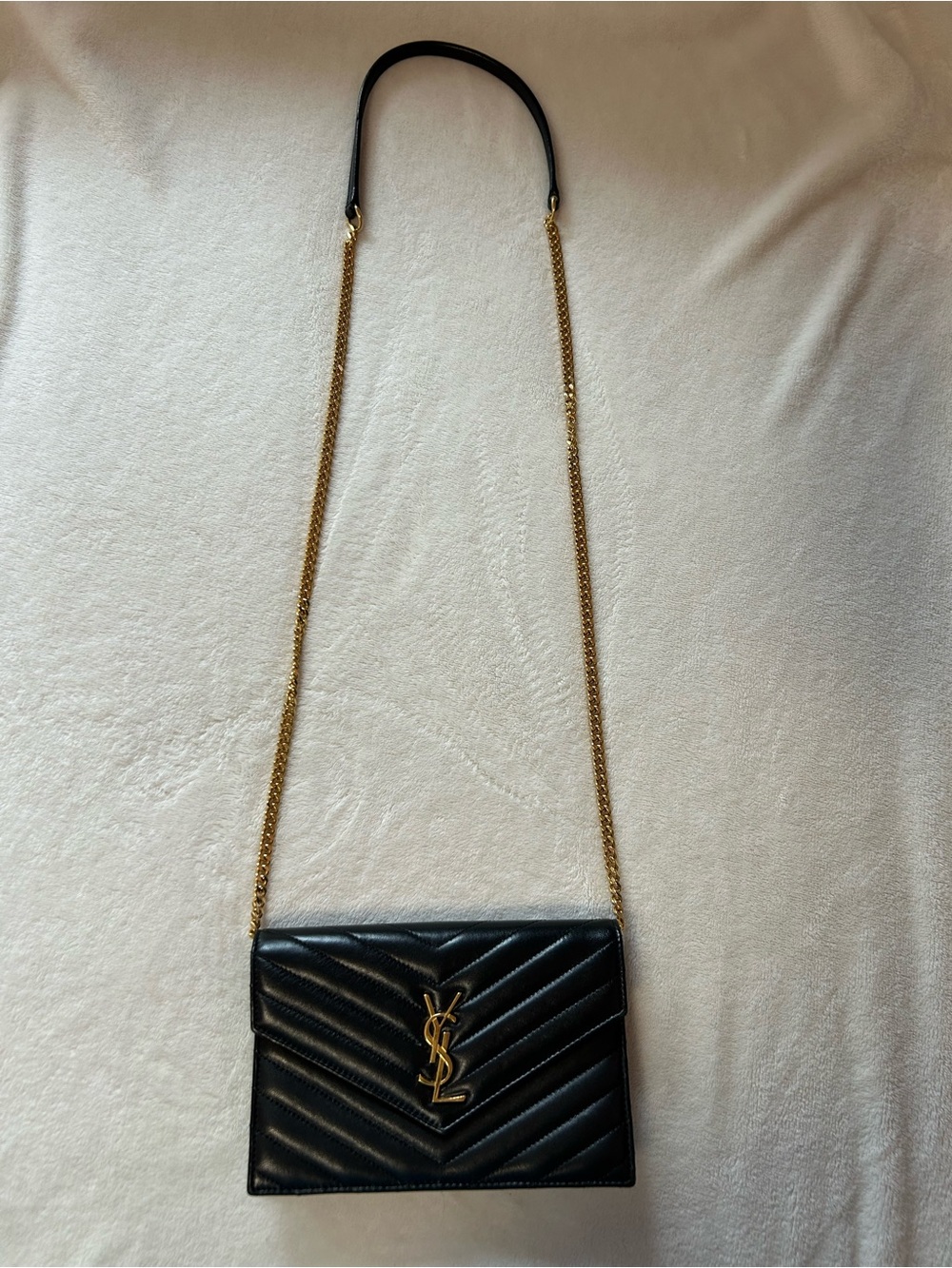 Aunthentic Yves Saint Laurent Black CASSANDRE ENVELOPE CHAIN WALLET IN LAMBSKIN